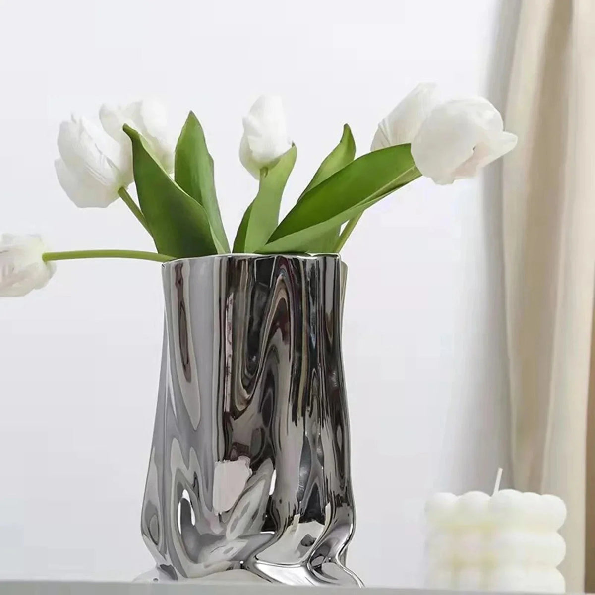 Drevia Vase