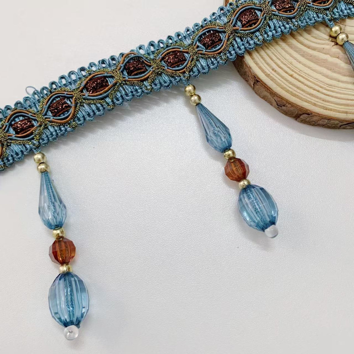Elegant and Eye-Catching Trimming with Glass Crystals | TheKanta