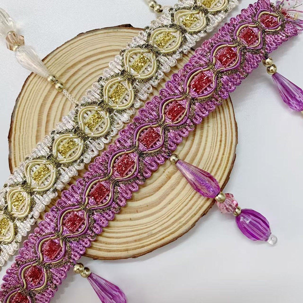 Elegant and Eye-Catching Trimming with Glass Crystals | TheKanta
