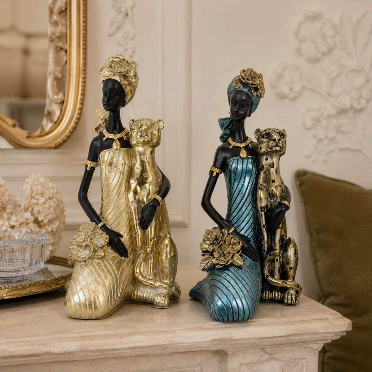 Elegant Sculpture with Leopard | TheKanta