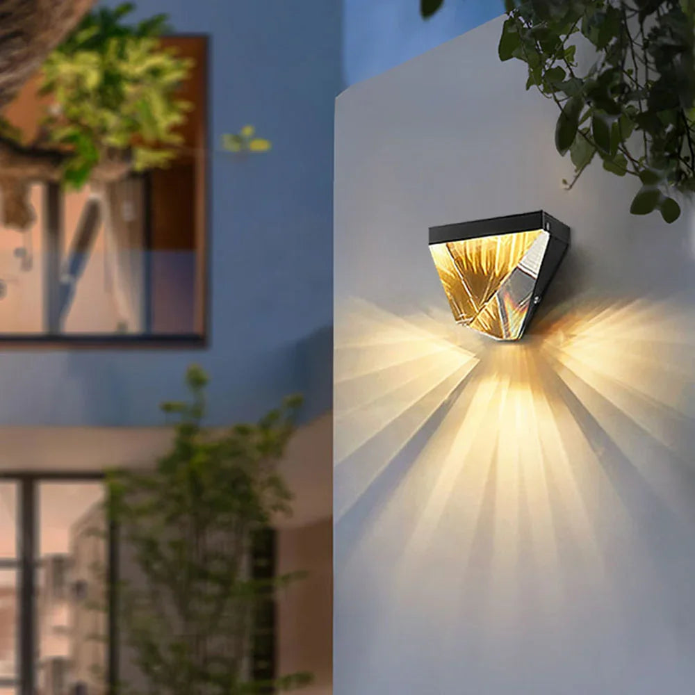 Emneno Outdoor Wall Lamp