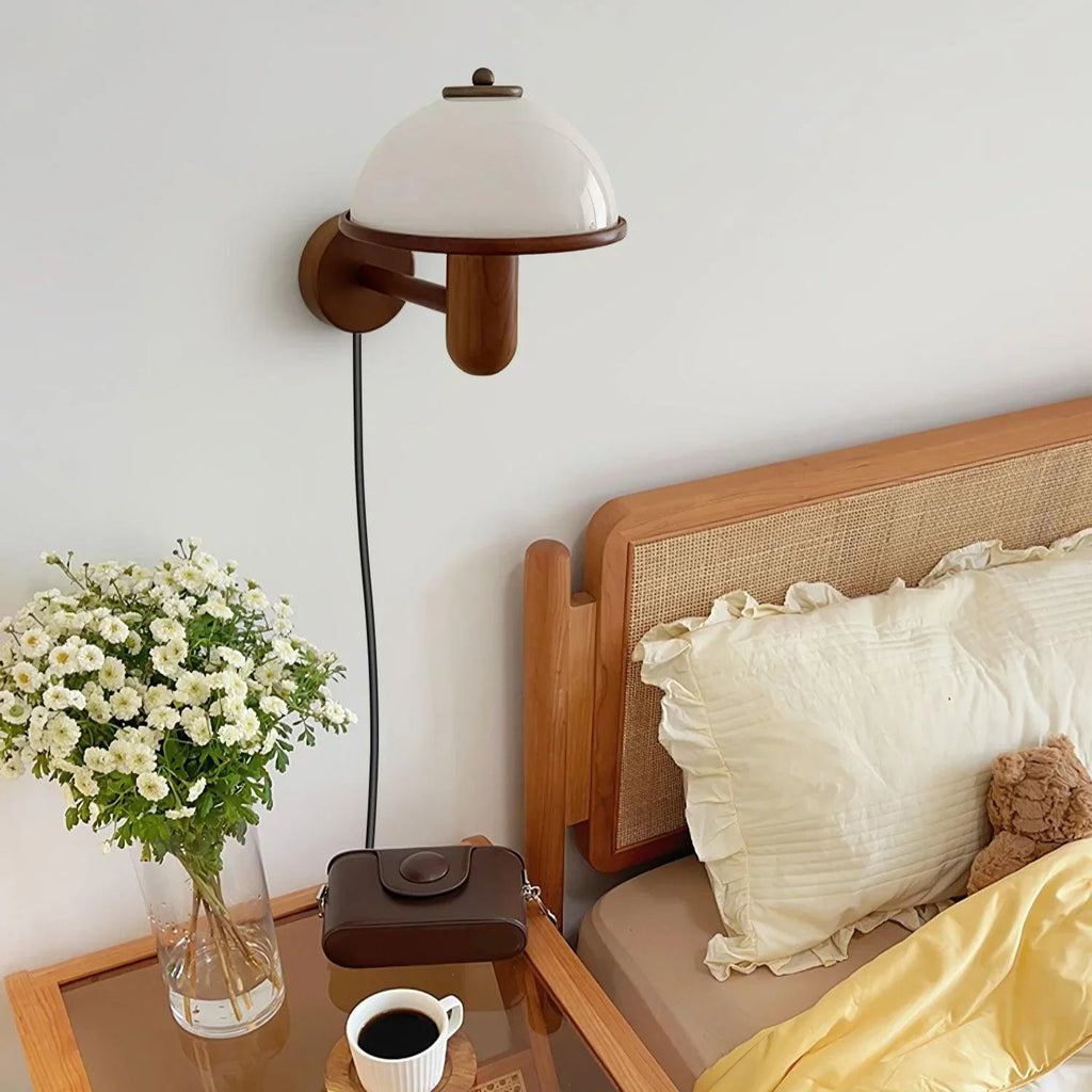 Emreda Wall Light