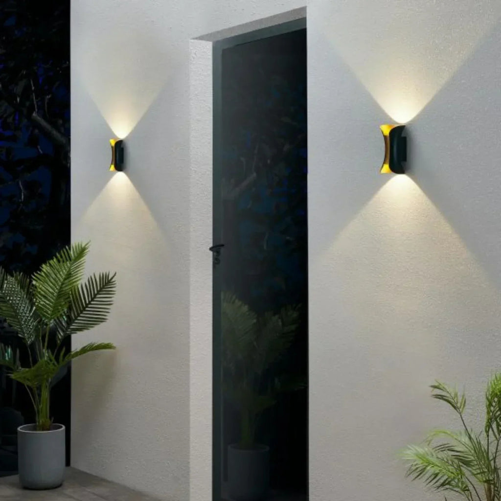 Emtuna Waterproof LED Wall Lamp
