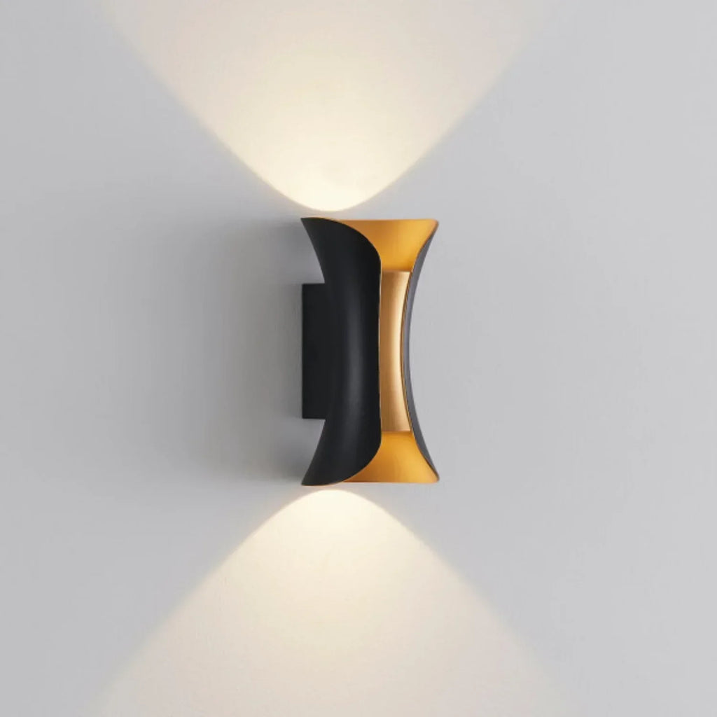 Emtuna Waterproof LED Wall Lamp