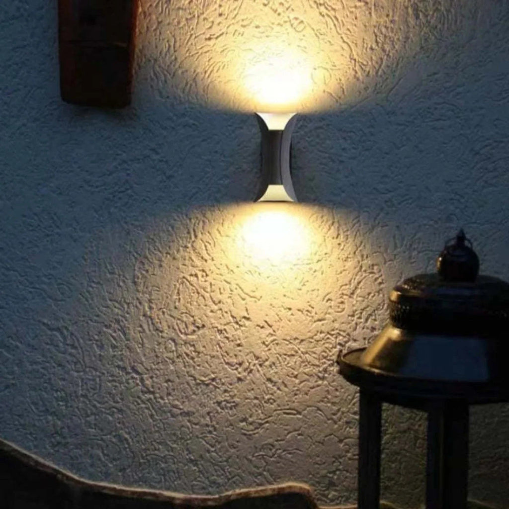Emtuna Waterproof LED Wall Lamp