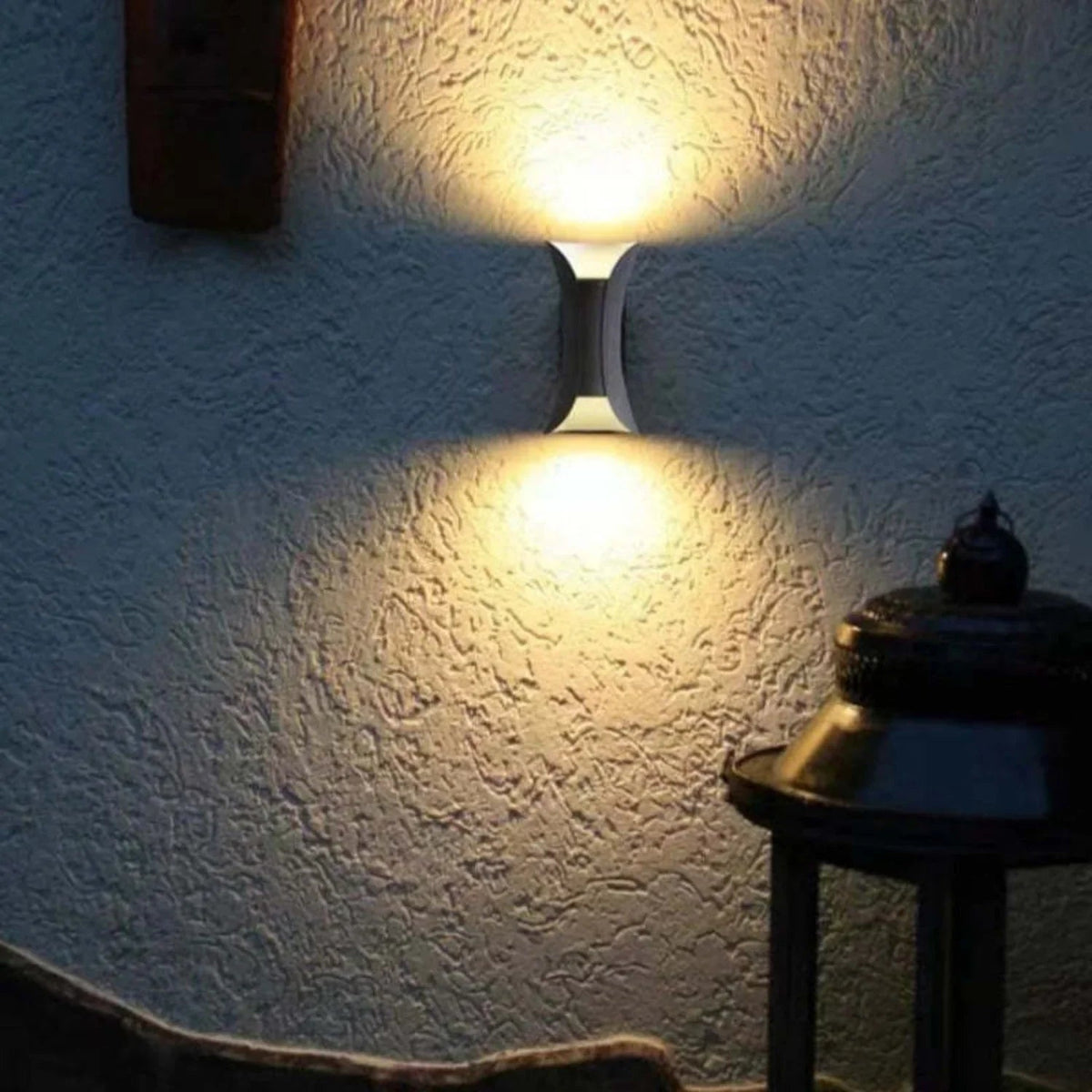Emtuna Waterproof LED Wall Lamp