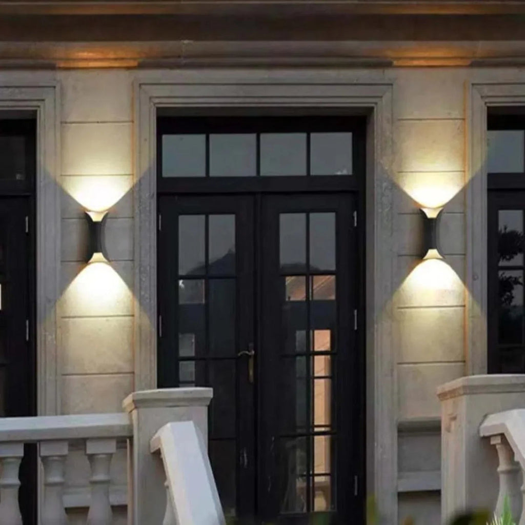 Emtuna Waterproof LED Wall Lamp