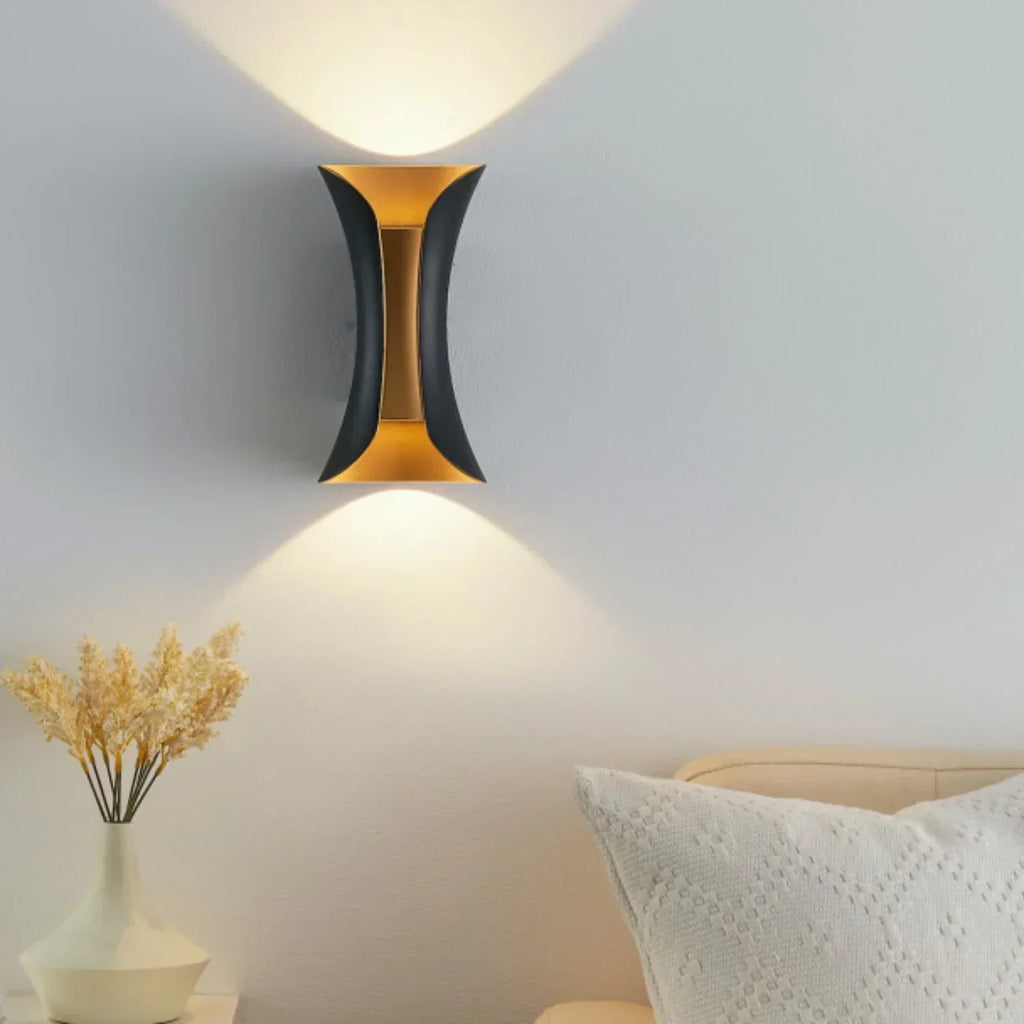Emtuna Waterproof LED Wall Lamp