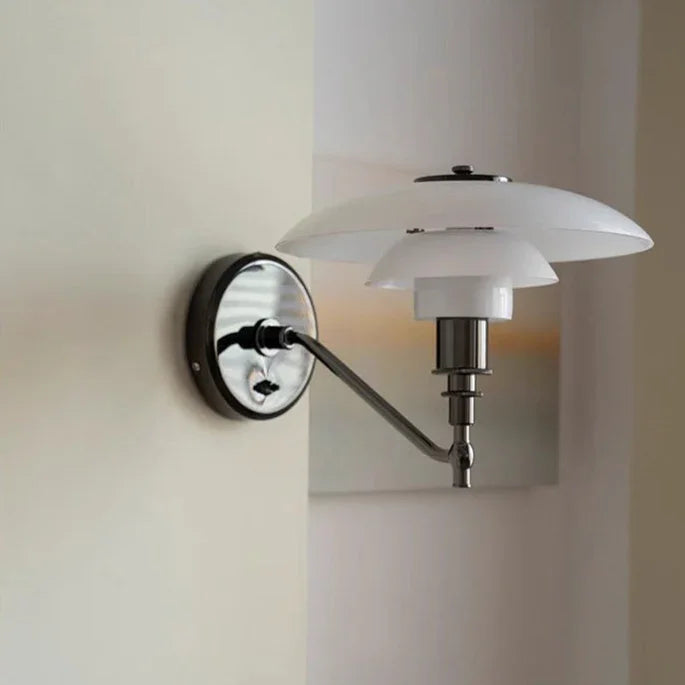 Emvira Wall Lamp