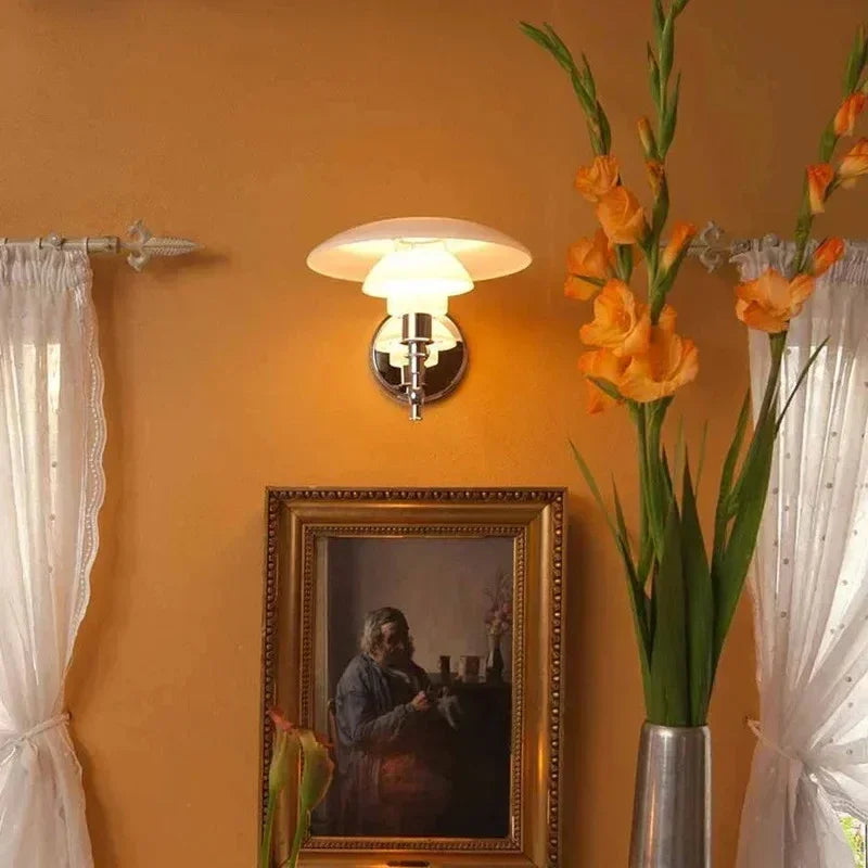 Emvira Wall Lamp