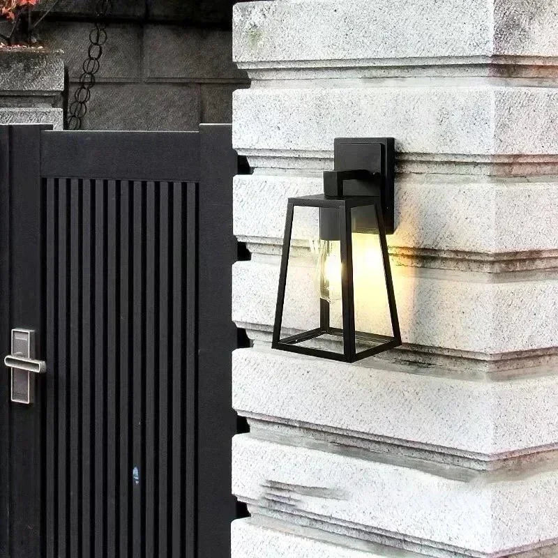 Falelta Outdoor Wall Lamp