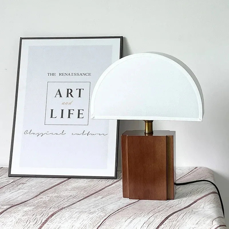 Fenvia Table Lamp