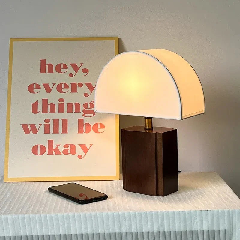 Fenvia Table Lamp