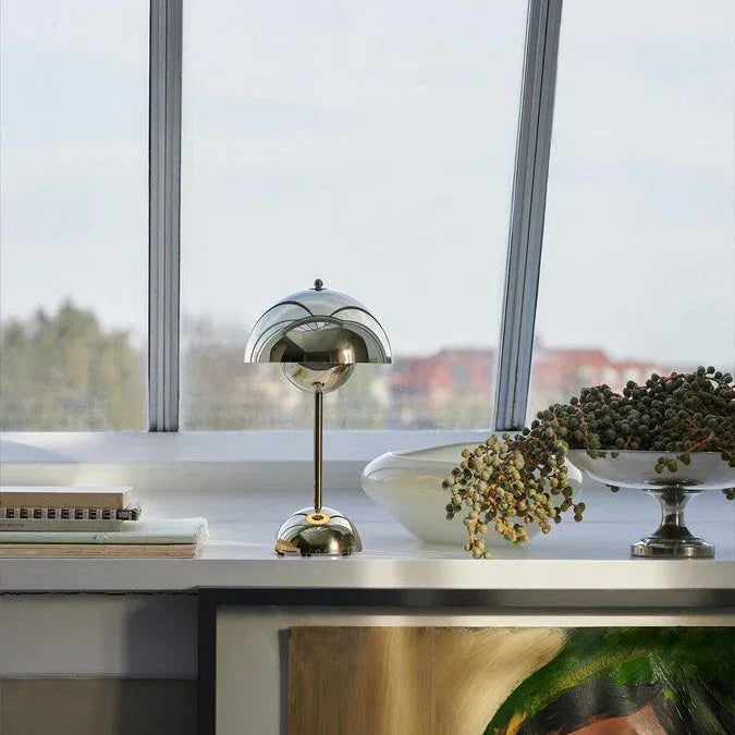 Frybura Table Lamp