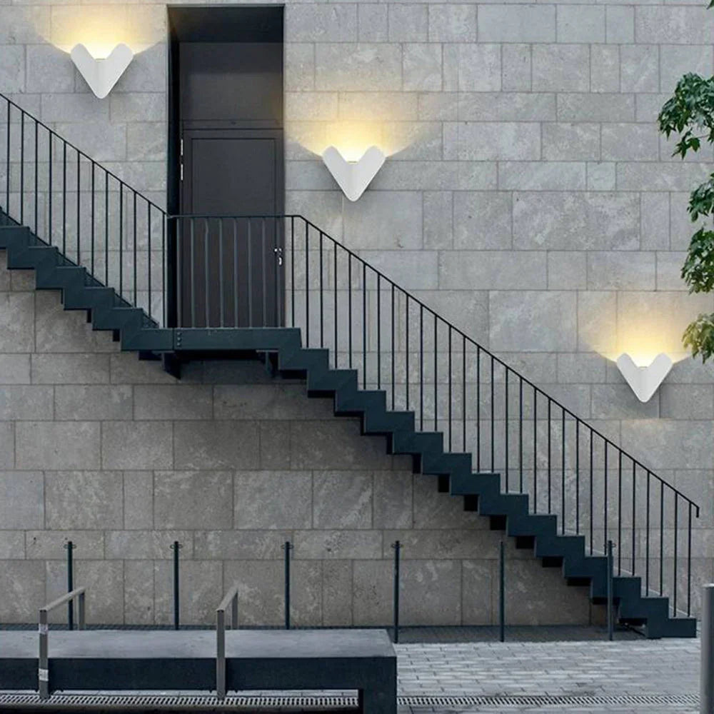 Frydisa LED Outdoor Wall Lamp