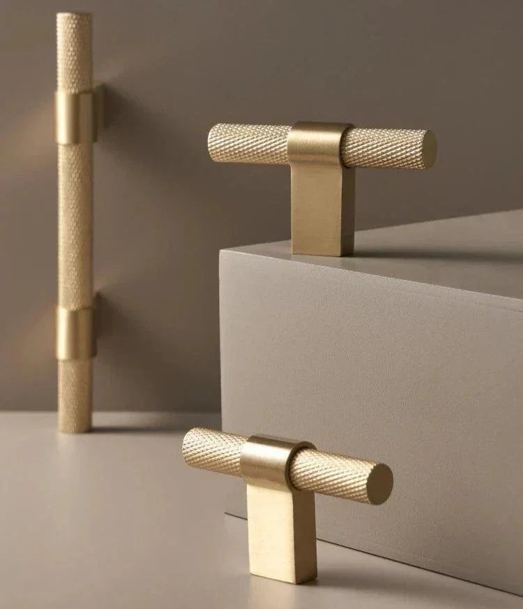 Frymita Brass Knurled T-Bar Handle