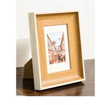 Frymura Photo Frame