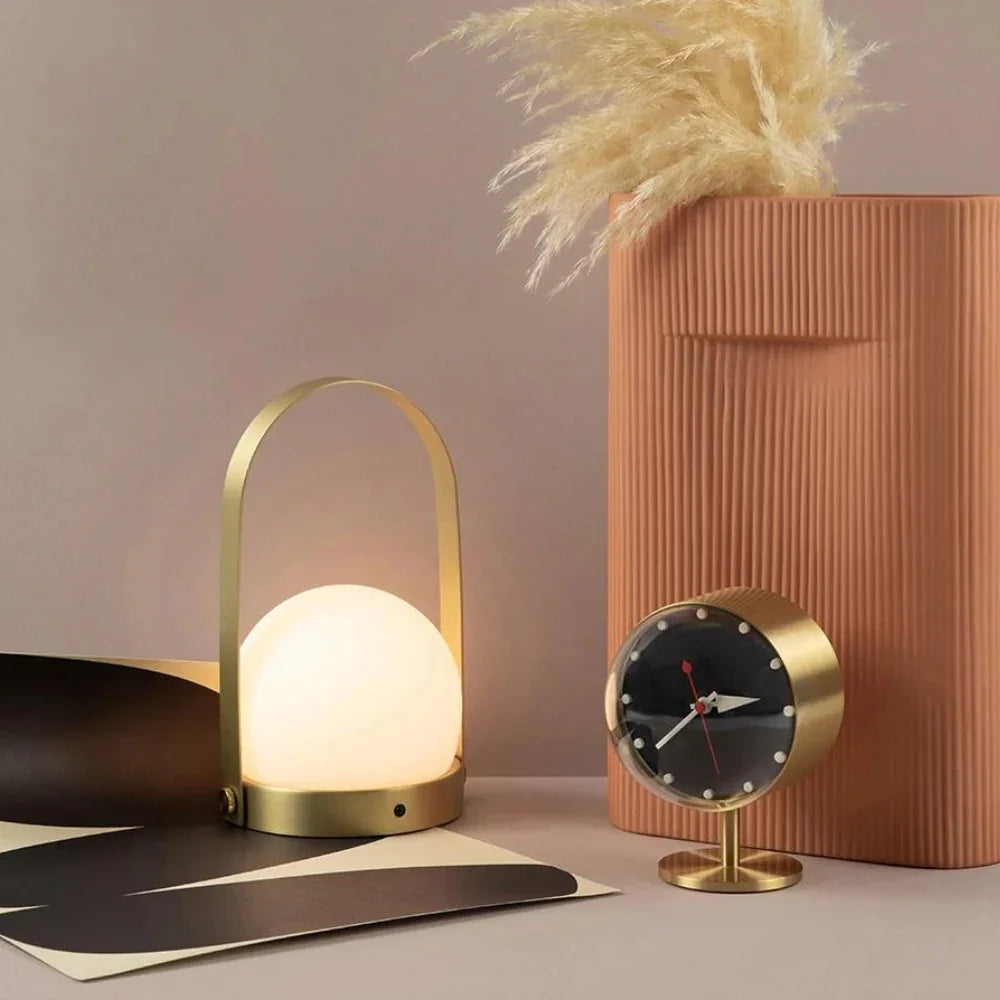 Frysessa Portable Lantern