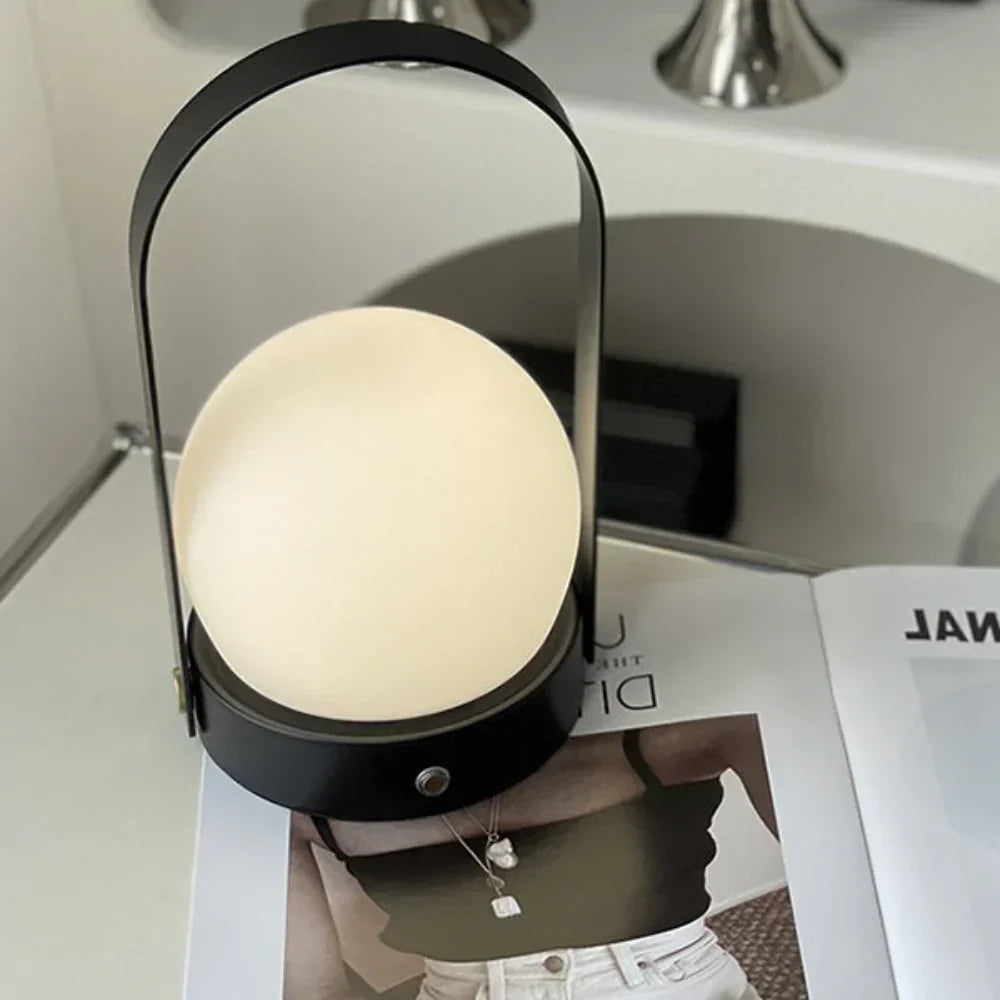 Frysessa Portable Lantern