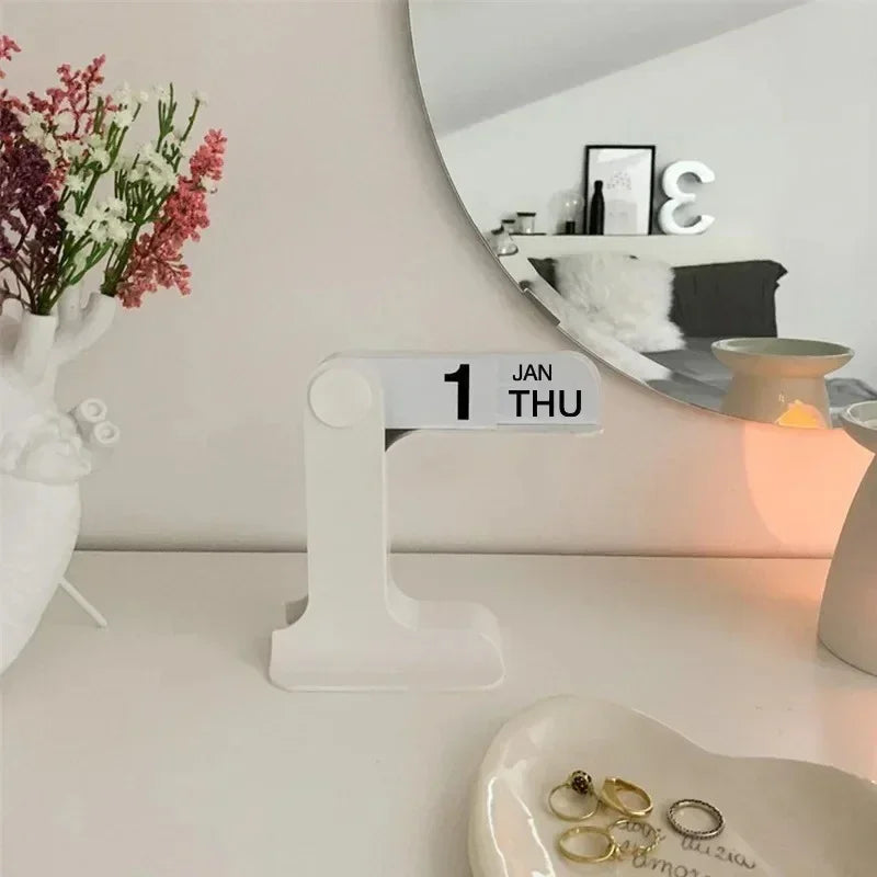 Frystola Desk Calendar