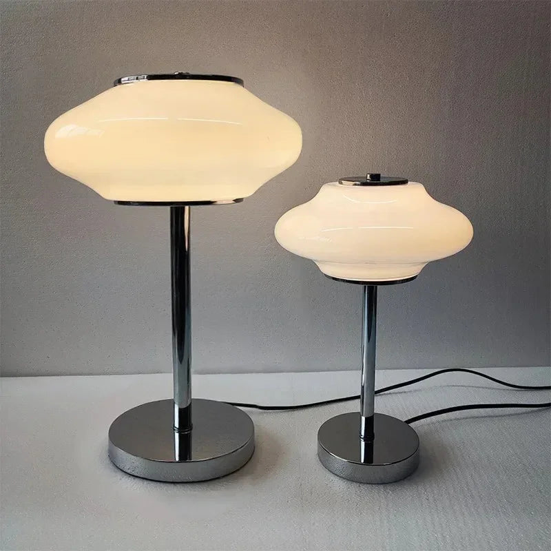 Fryvendo Table Lamp