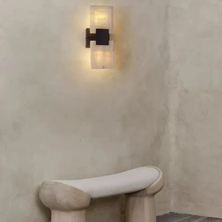 Fryvorra Wall Lamp