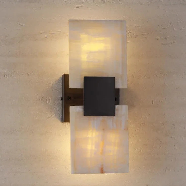 Fryvorra Wall Lamp