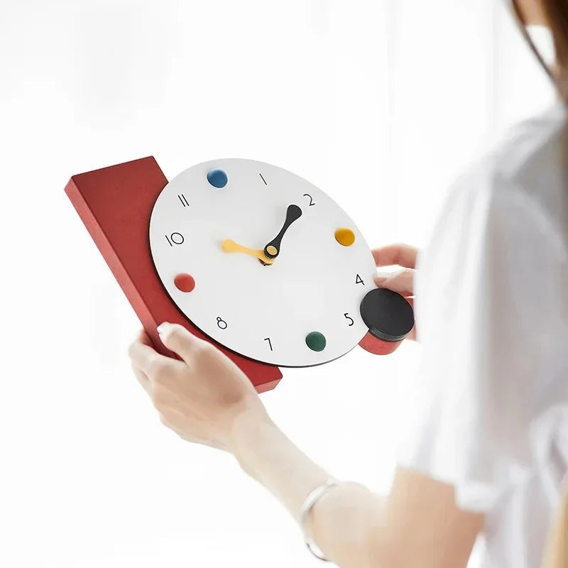 Fryvuna Table Clock