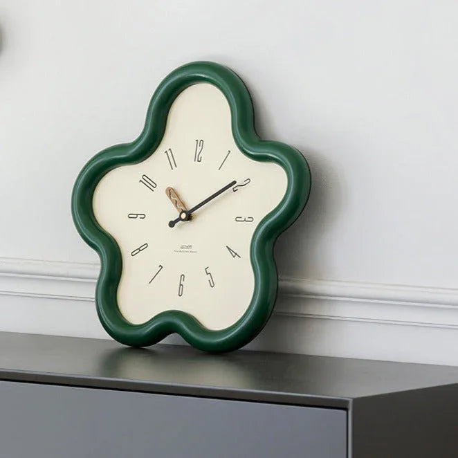 Gallola Clock