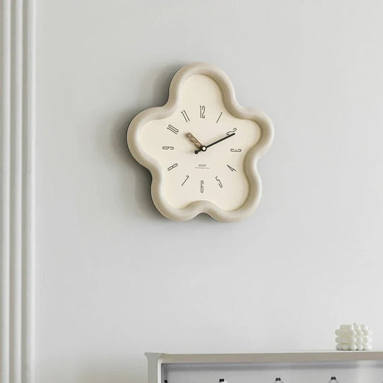 Gallola Clock
