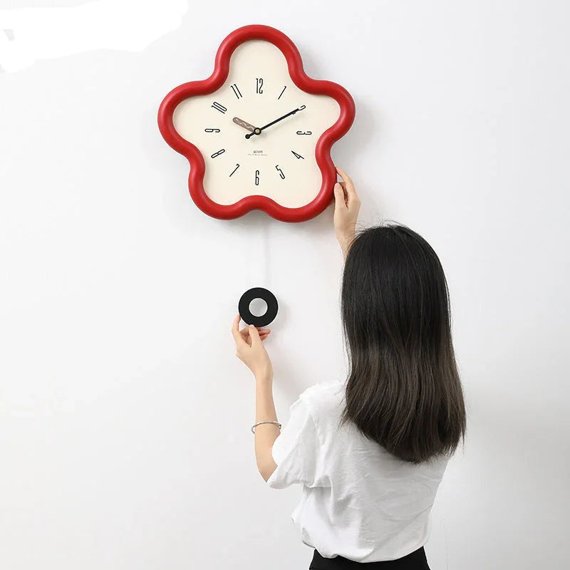 Gallola Clock