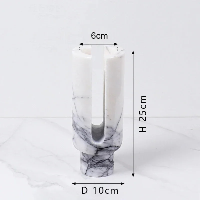 Gilnoda Candle Holder