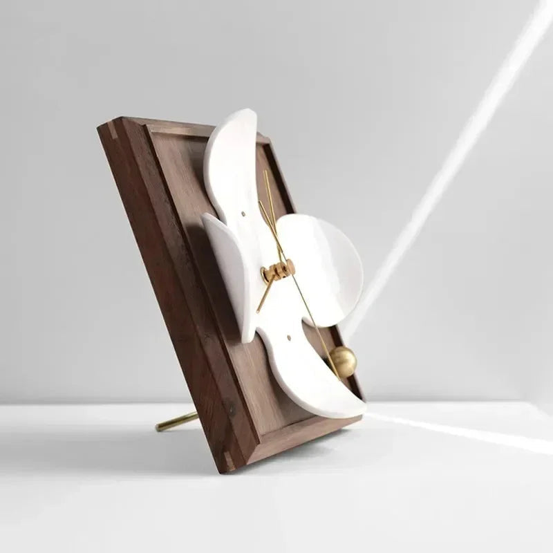 Gilrara Table Clock