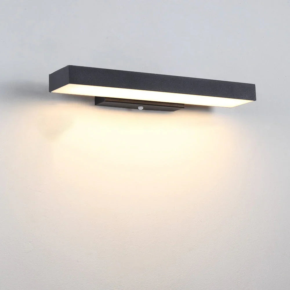 Gilstella Outdoor Light