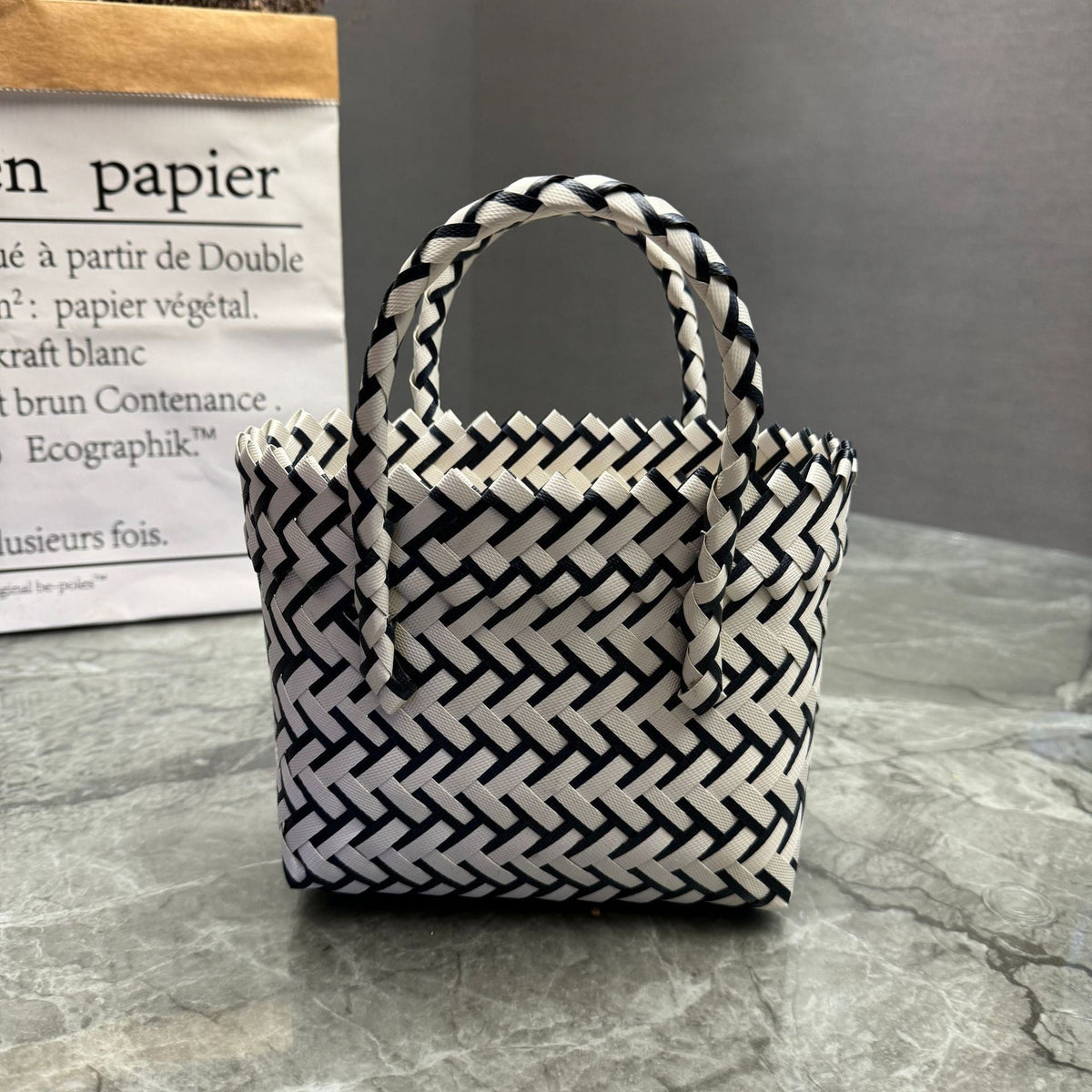 Handcrafted Basket Bag in Stylish Design | TheKanta