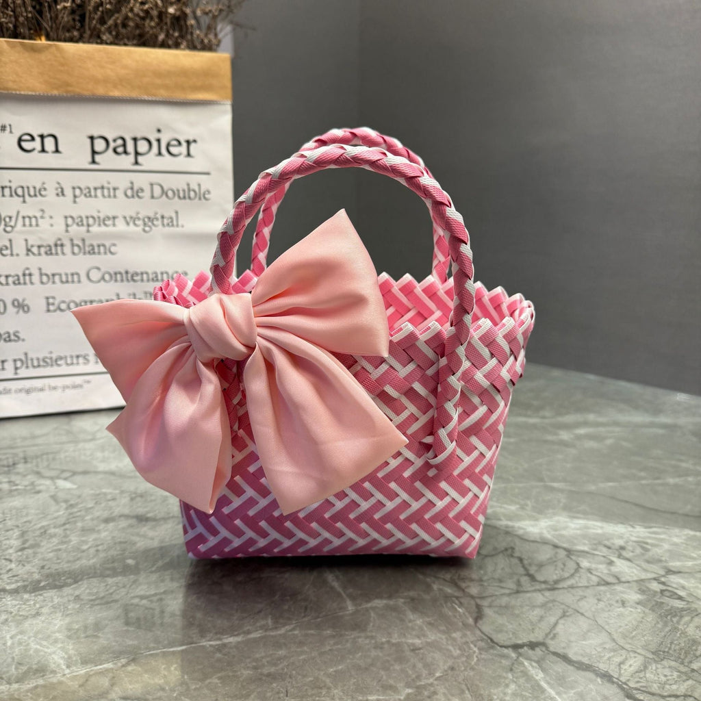 Handcrafted Basket Bag in Stylish Design | TheKanta