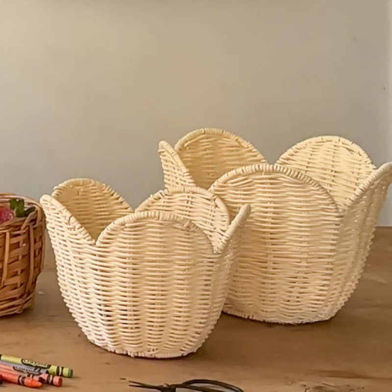 Handwoven Basket with Elegant Shape | TheKanta