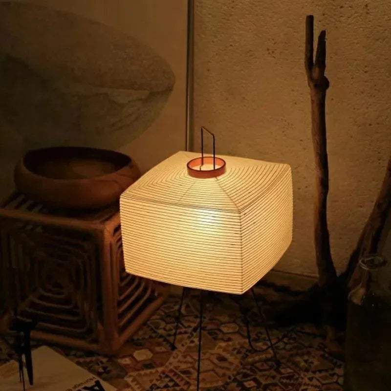 Harvynta Floor Lamp