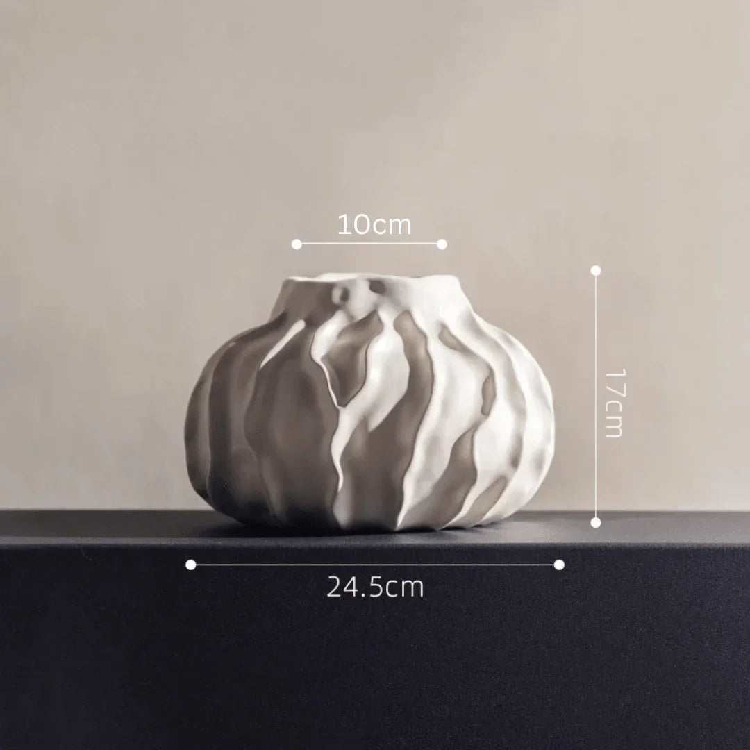 Ildisa Vase