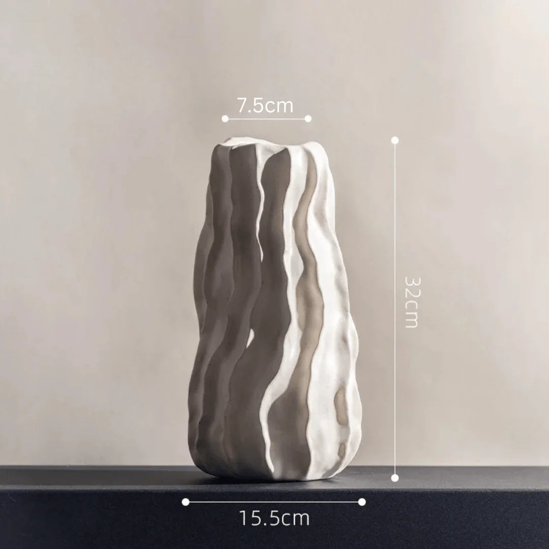 Ildisa Vase