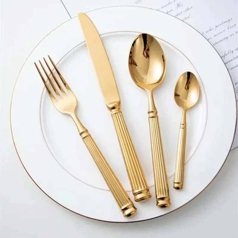 Illvia Silver Cutlery Set