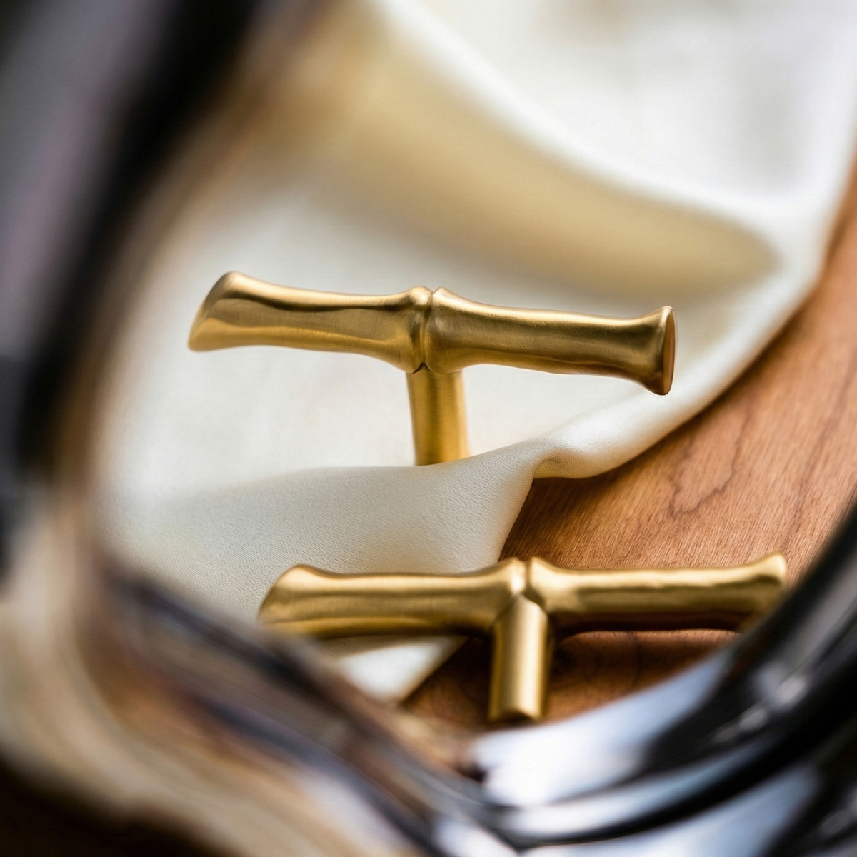 Ilnita Solid Brass Cabinet Handle