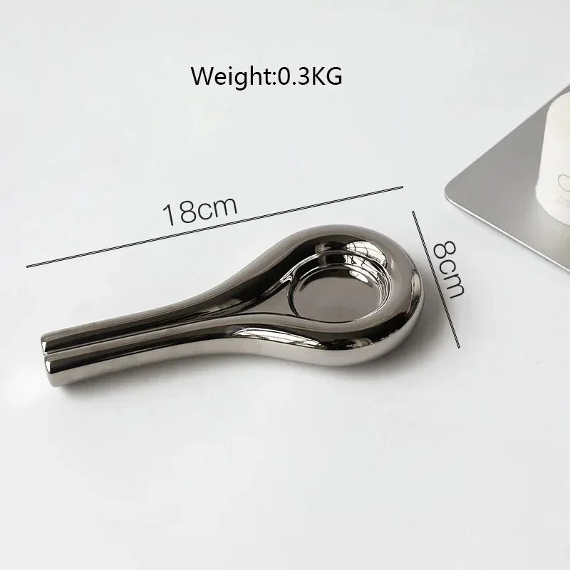Ilrvia Candle Holder