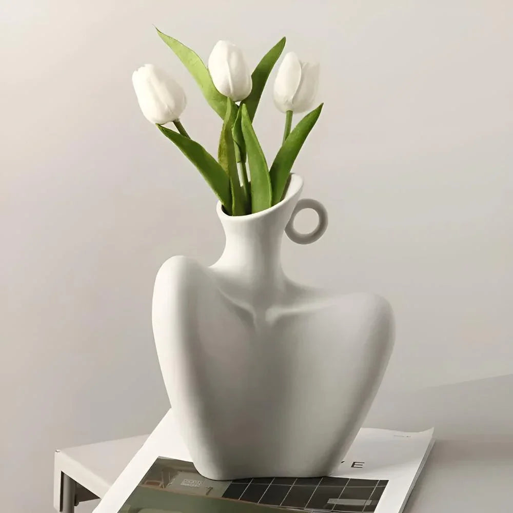 Inrita Vase