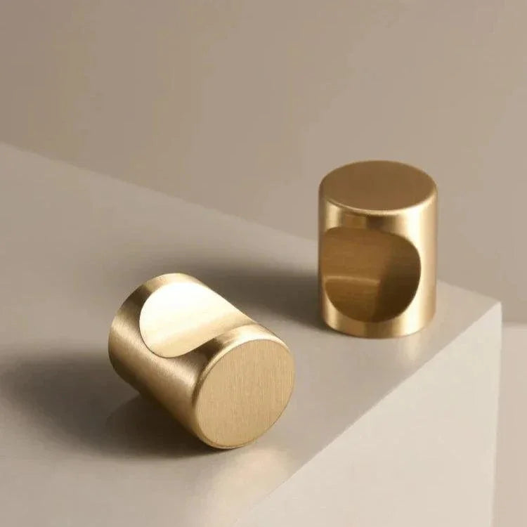 Instorra Brass Knobs
