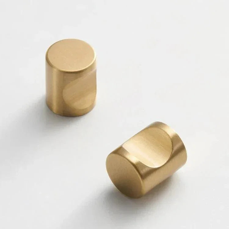 Instorra Brass Knobs