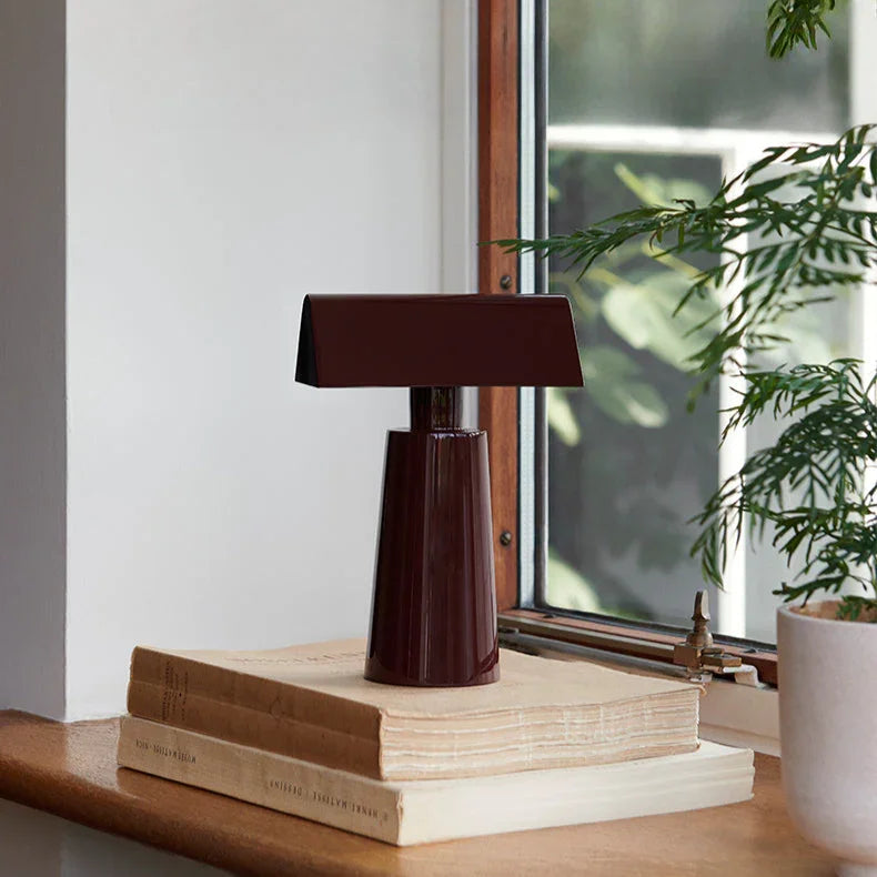 Jalfola Table Lamp