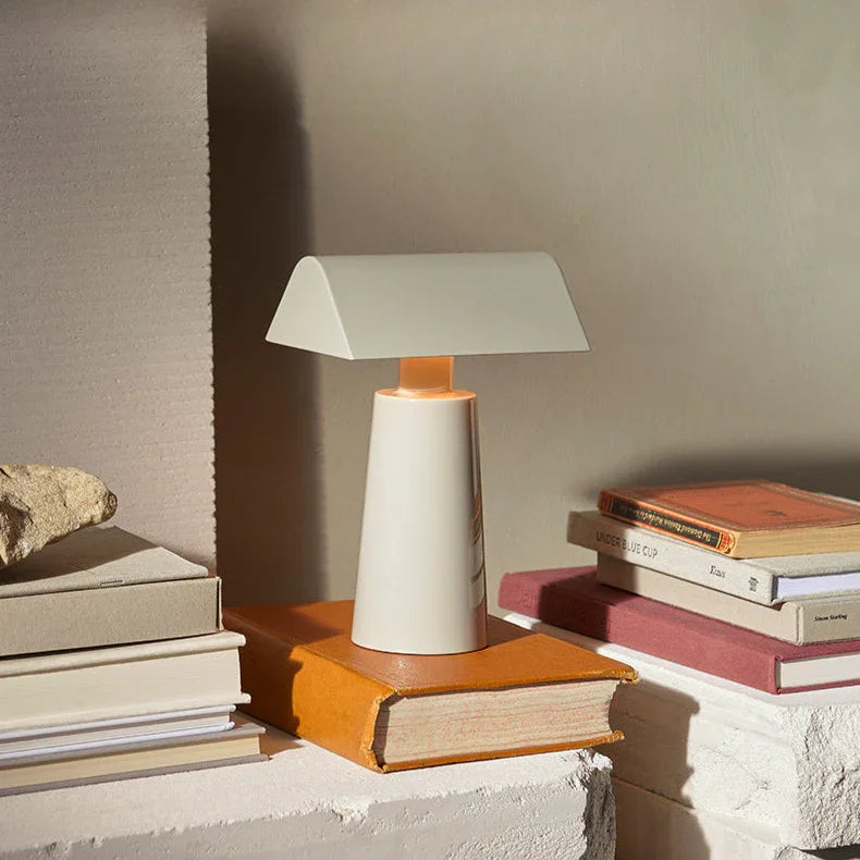 Jalfola Table Lamp