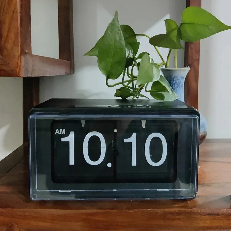 Jalmoma Clock
