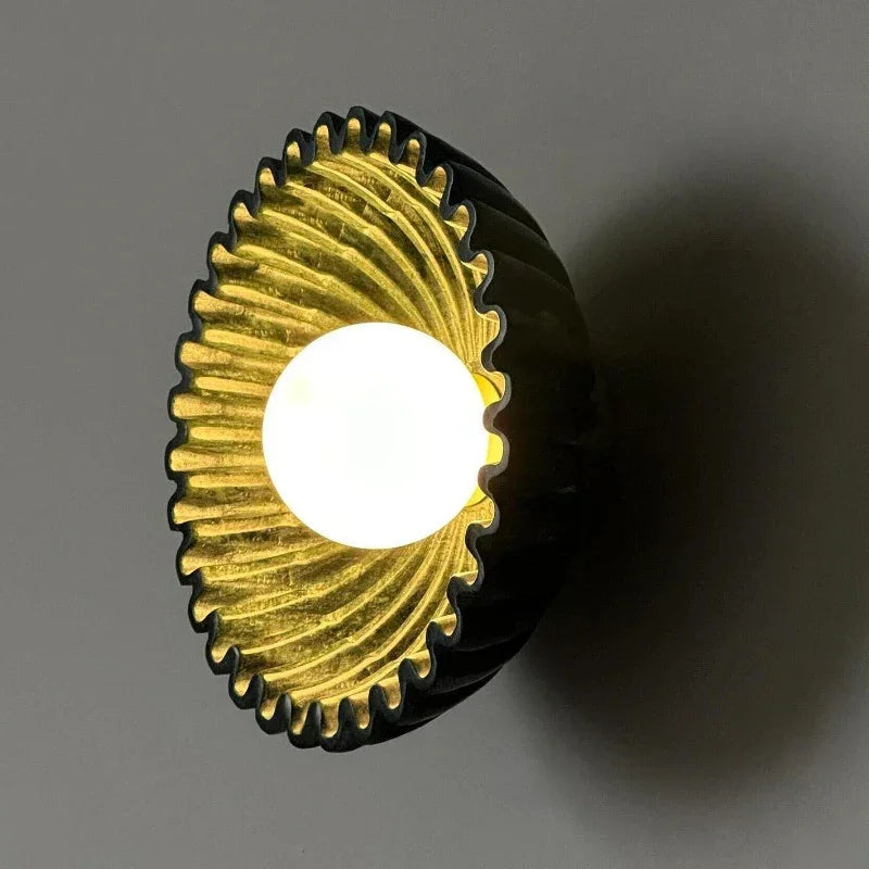 Kalvira Wall Lamp